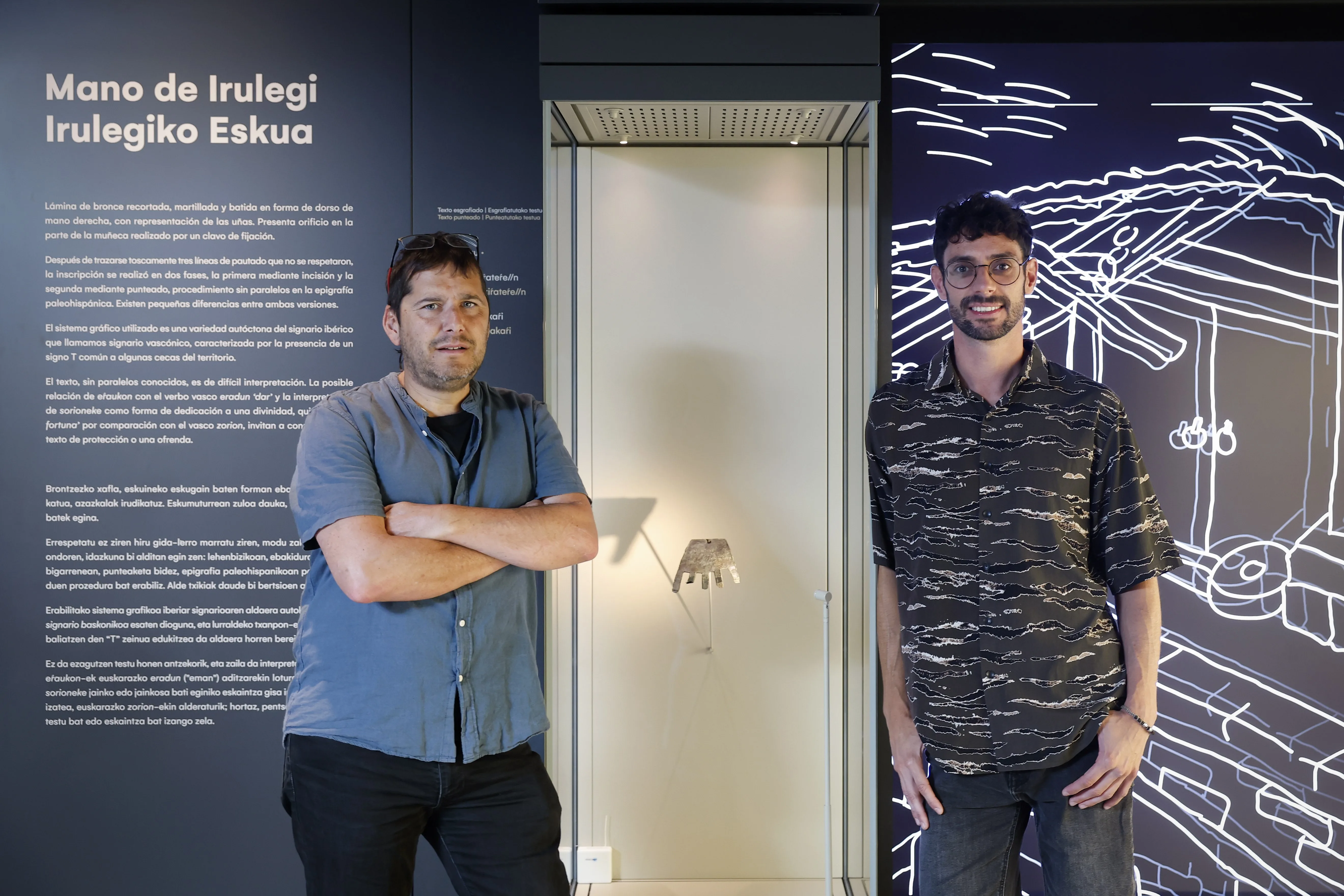 Imagen de la Mano de Irulegi que ahora se exhibe de forma permanente en el Museo de Navarra