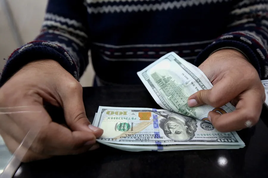 EE.UU. negocia con Argentina una línea de swap por 20.000 millones de dólares para frenar la crisis del peso