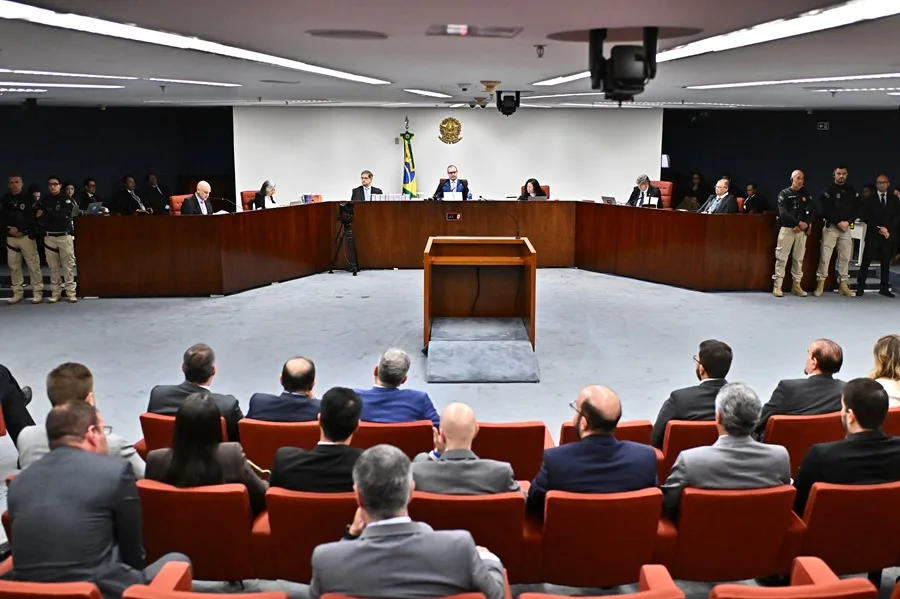 El juez relator declara a Bolsonaro culpable de atentar contra el régimen democrático