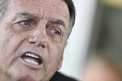 ¿Quién es Jair Bolsonaro, el "mito" de la extrema derecha de Brasil condenado por la Justicia?