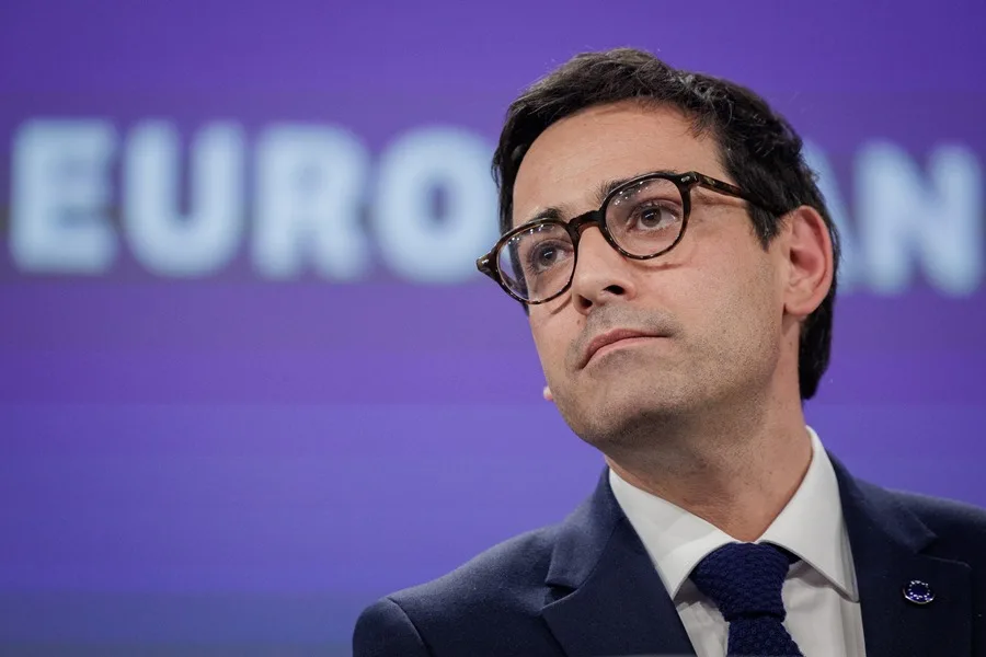 Bruselas critica el "modelo" español para las inversiones chinas: cree que no impulsa la industria de la UE