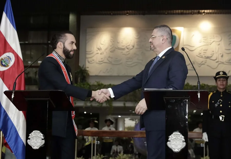 Bukele entra a jugar en la campaña de Costa Rica con un mensaje a favor de la "continuidad"