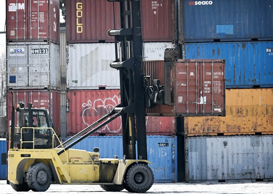 La guerra arancelaria con EE.UU. empuja la tasa de desempleo de Canadá al 7,1 % en agosto