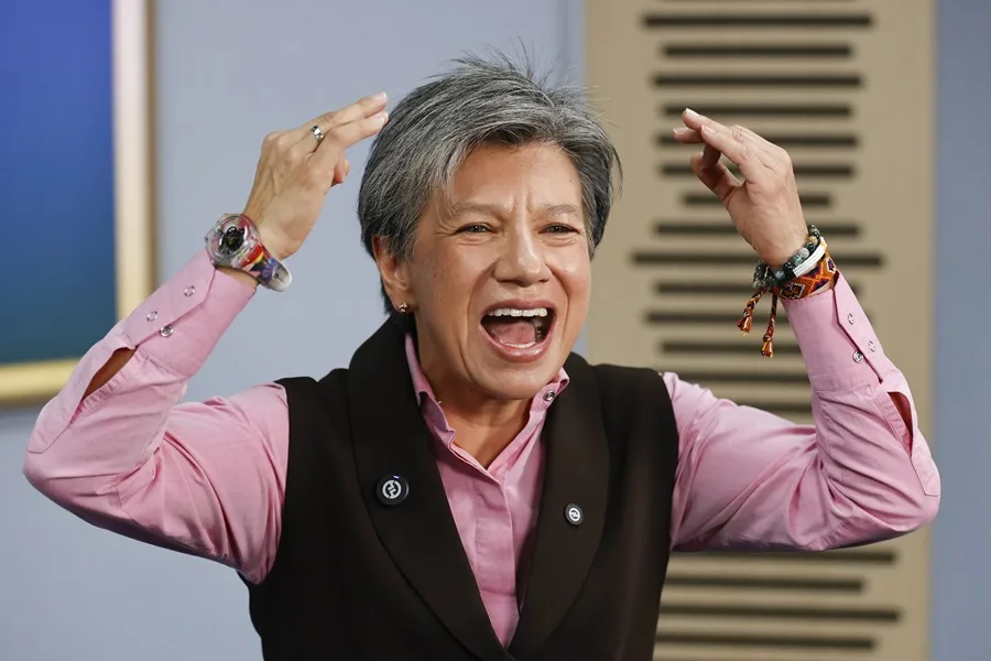 Claudia López quiere ganar la Presidencia de Colombia para "arreglar desperdicio histórico" de Petro