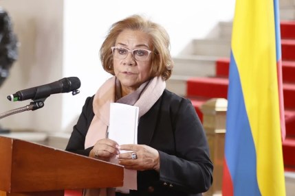 La canciller de Colombia renuncia a su visa y asegura que hay tensión con Estados Unidos