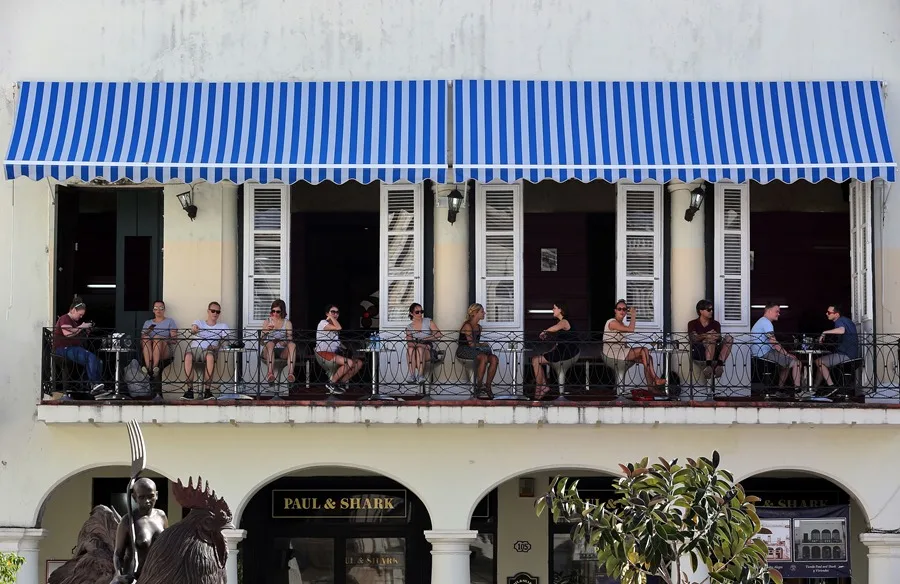 Cuba ve a los empresarios privados como un "mal necesario" en la crisis económica, dice un estudio