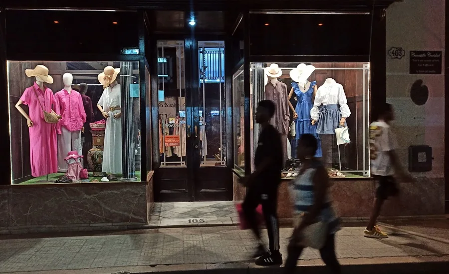 Cuba ve a los empresarios privados como un "mal necesario" en la crisis económica, dice un estudio