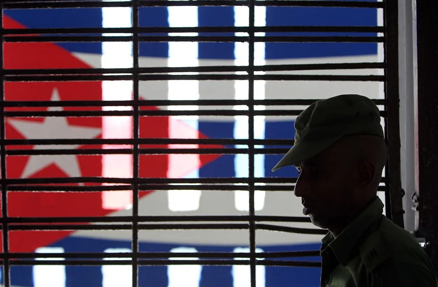 Un informe de una ONG acusa a Cuba de someter a unos 60.000 presos a trabajos forzosos