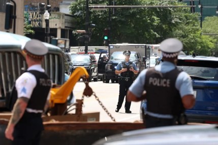 Fotografía de archivo de una patrulla policial frente al Hotel Hilton en Chicago, Illinois. EFE/EPA/ALEX WROBLEWSKI