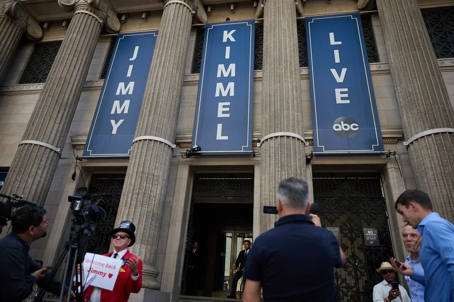 Jimmy Kimmel regresa a la televisión