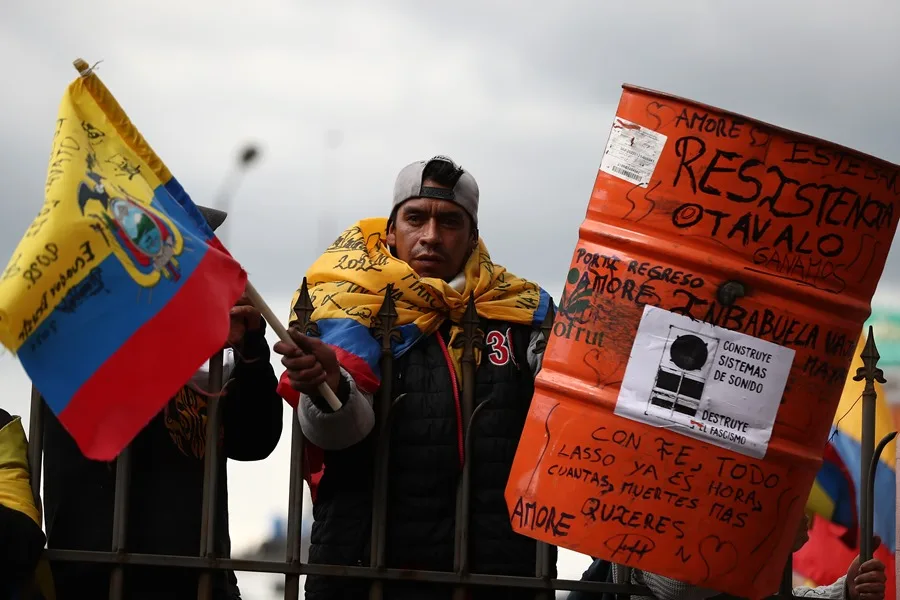 "Que se pongan a trabajar y dejen de molestar", dice el presidente de Ecuador ante las protestas indígenas