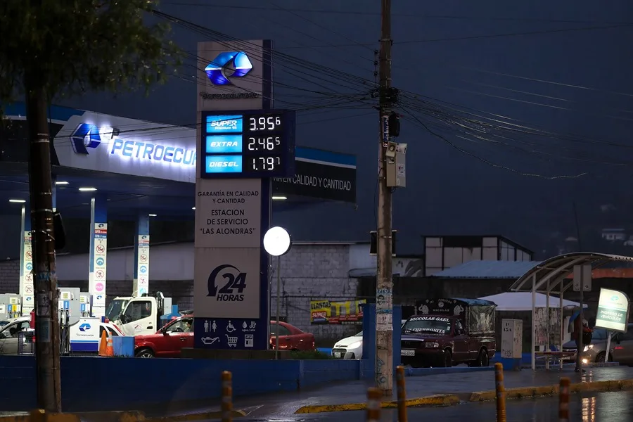 El Gobierno de Ecuador advierte que no negociará una eliminación del subsidio al diésel