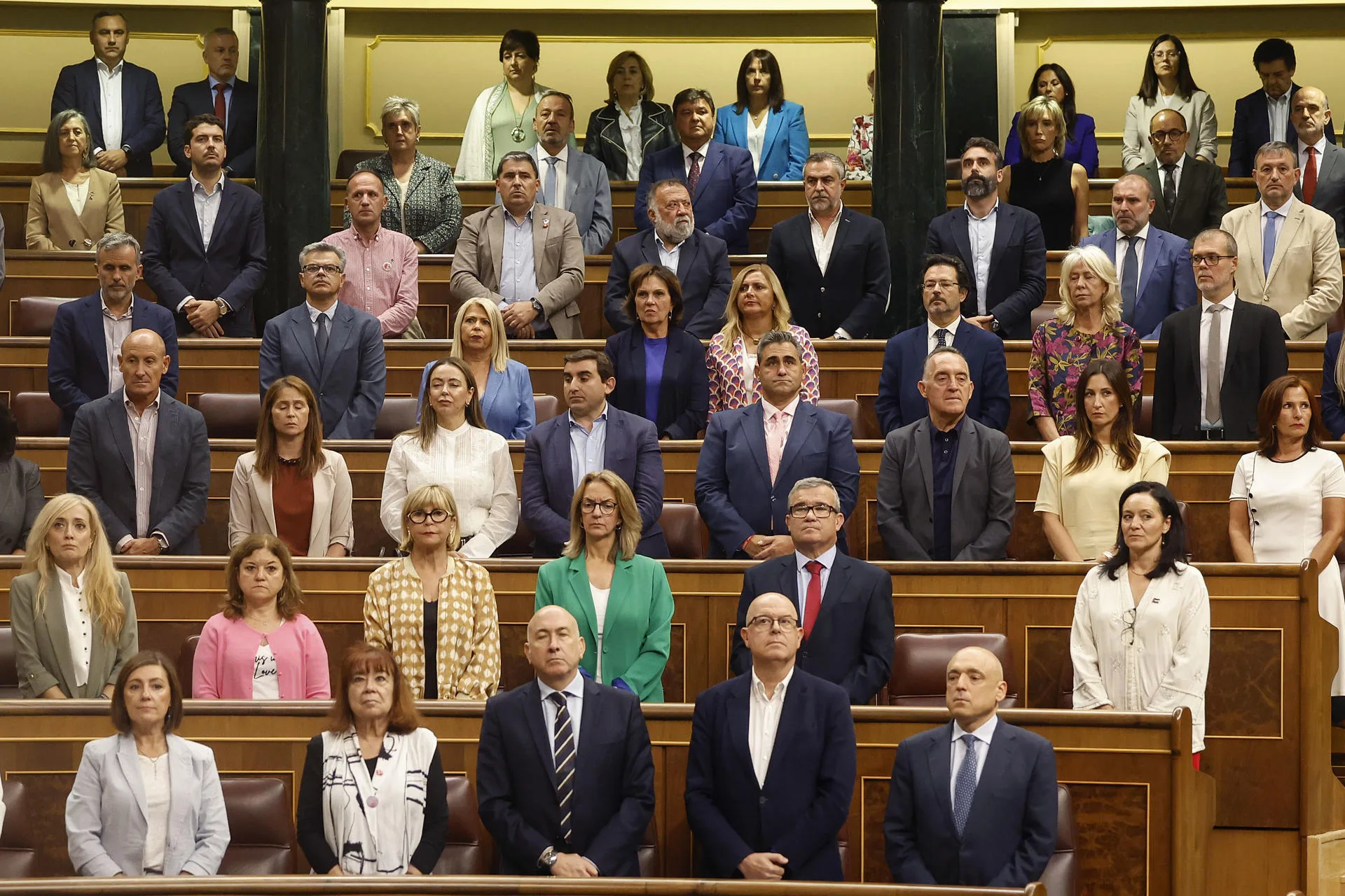 El Congreso guarda un minuto de silencio por las víctimas del "genocidio" en Gaza