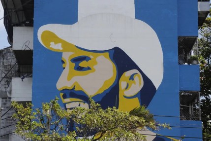 La organización Fespad cierra sus operaciones en El Salvador por la "inseguridad jurídica"