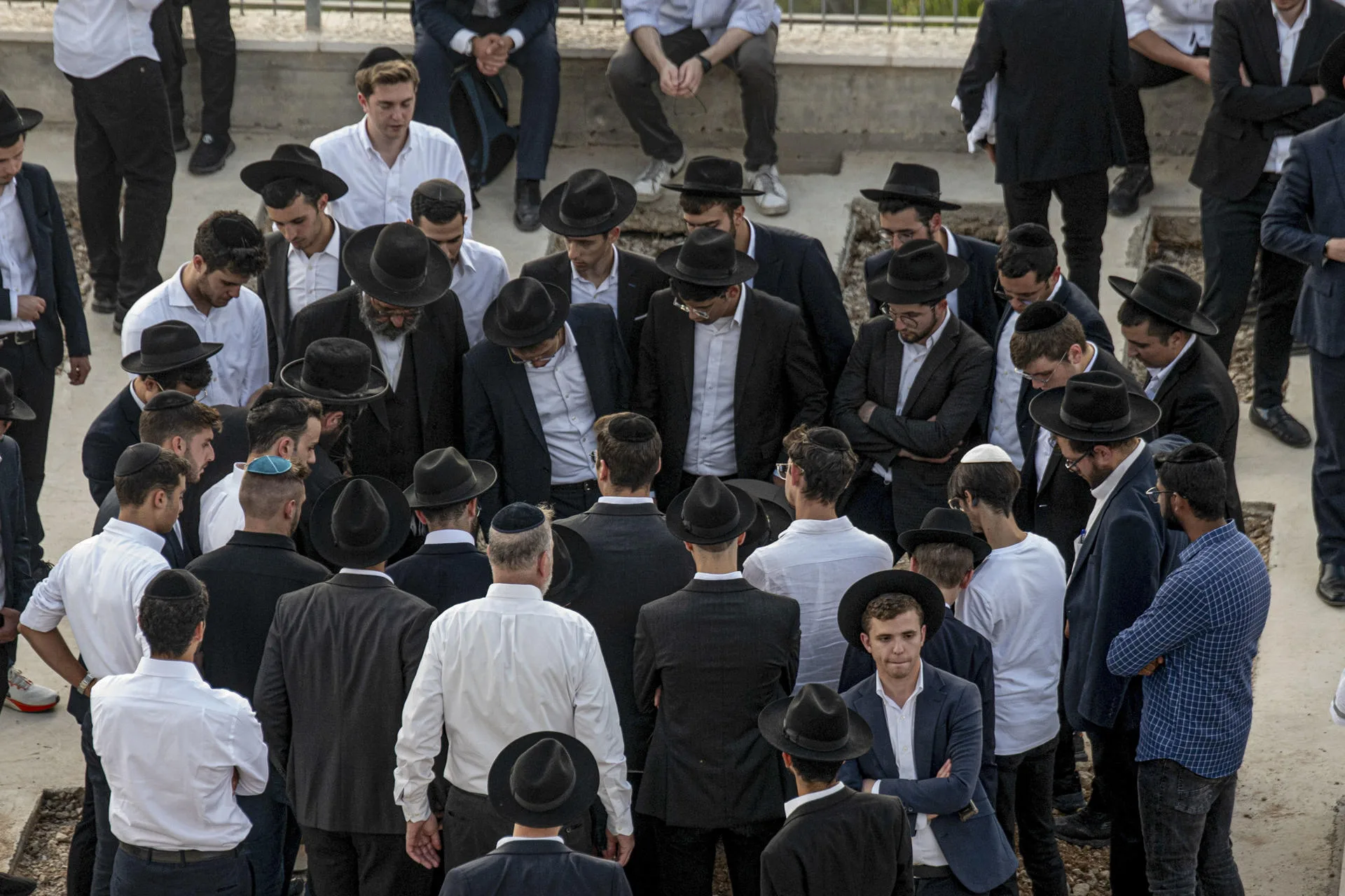"Era un ejemplo a seguir": familiares y amigos dan el último adiós a Pinto en Jerusalén