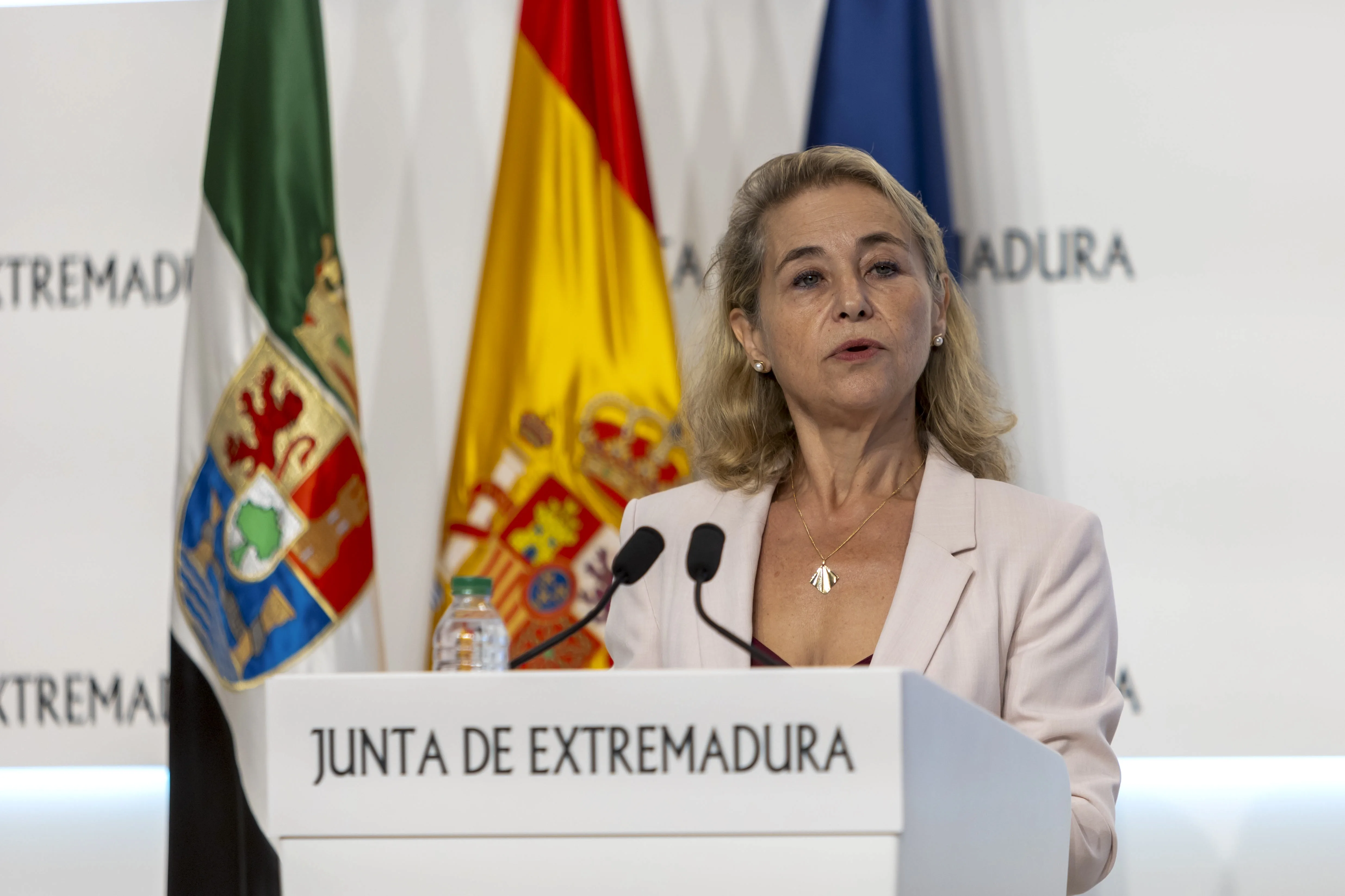La consejera de Educación, Ciencia y Formación Profesional, María Mercedes Vaquera, informa en rueda de prensa del inicio del Curso .Escolar