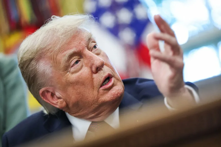 Israel bombardea intensamente la ciudad de Gaza y sus tropas avanzan de cara a una invasión terrestre