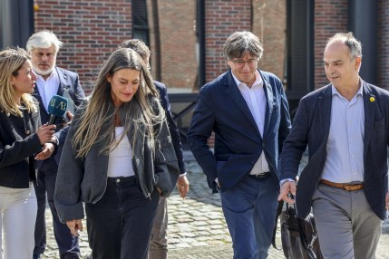 Junts anuncia un pacto para "blindar" el derecho de los catalanes a ser atendidos en catalán