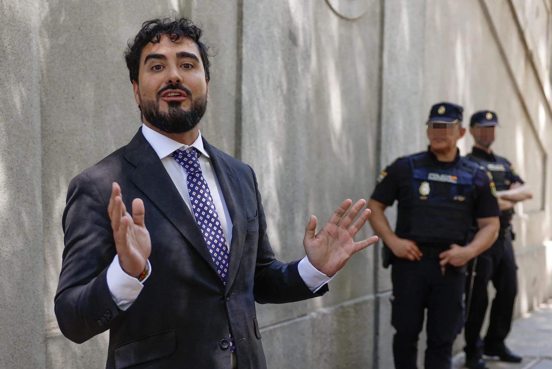 La Policía ve "evidente" que Alvise trató de financiar su campaña con fondos opacos