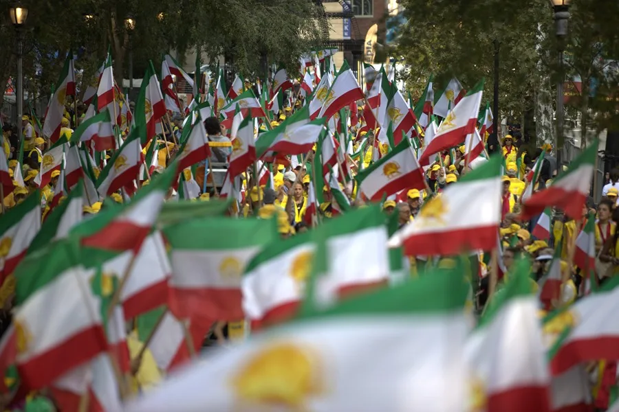 La UE y Londres dan a Irán "horas" para resolver dudas y evitar las sanciones