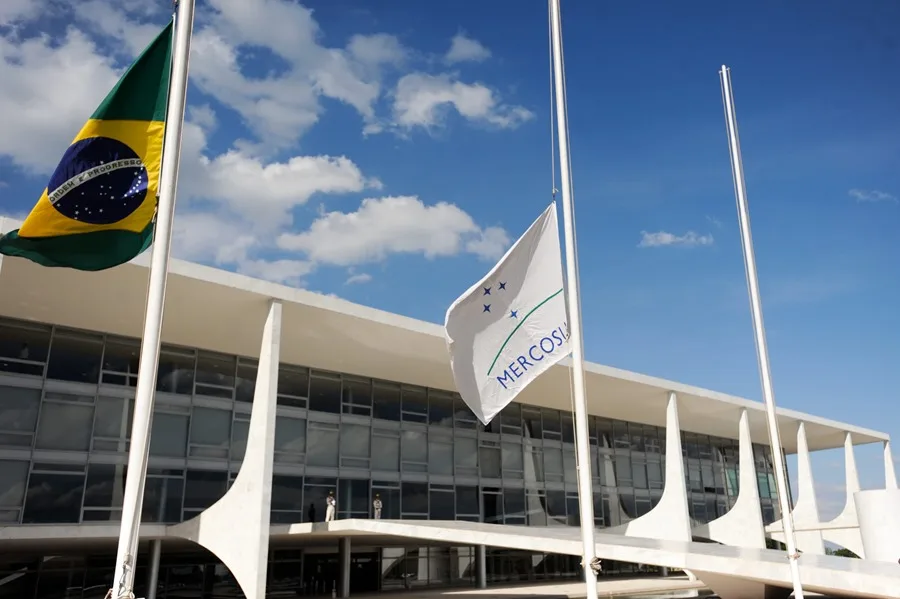 El Mercosur y el bloque europeo EFTA firman un acuerdo de libre comercio