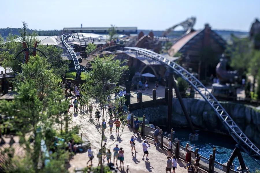 Muere un hombre tras montar la montaña rusa Stardust Racers del nuevo parque Epic Universe