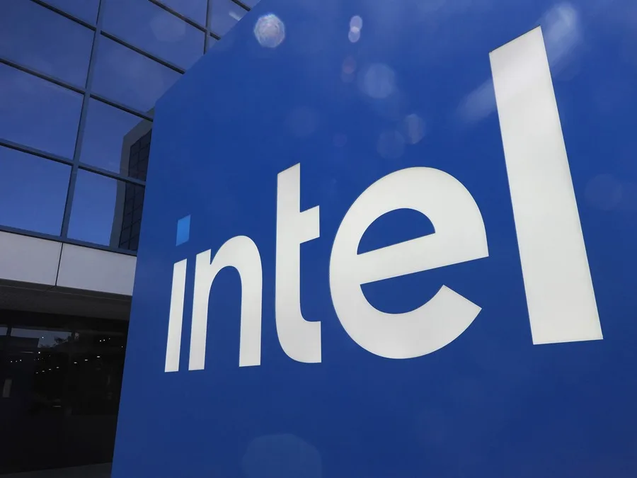 Nvidia promete "productos revolucionarios" tras convertirse en accionista de Intel