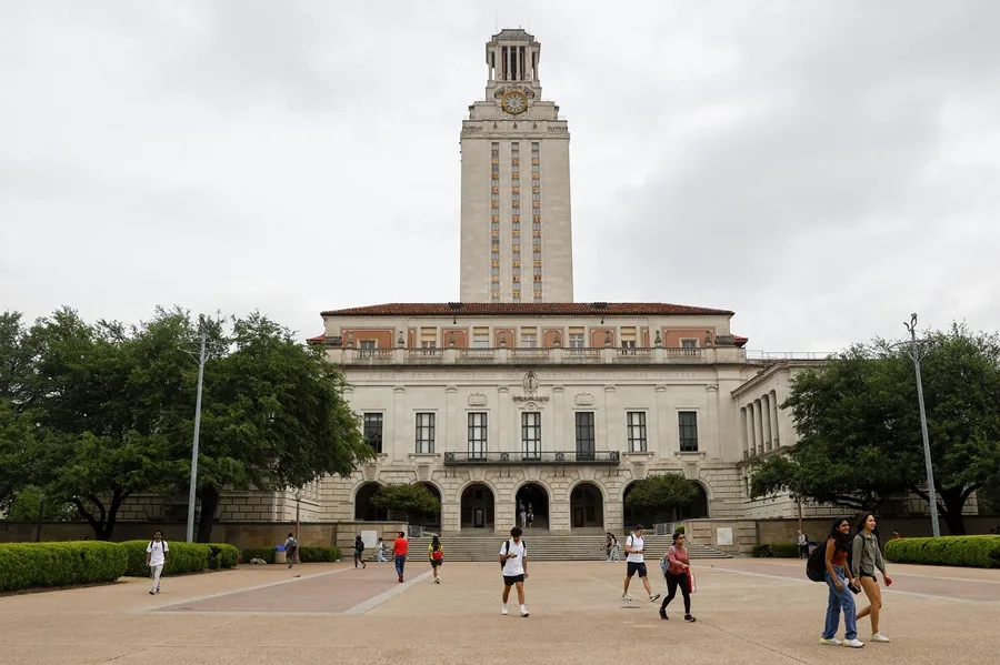 Universidad Texas Transgénero 