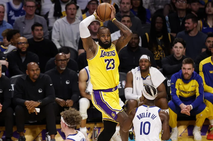 LeBron James: "Mi edad es como el vino"