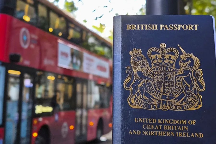 Carné de identidad digital obligatorio en el Reino Unido para frenar la inmigración ilegal