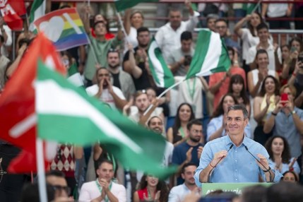 Sánchez participa en un acto del PSOE en Málaga