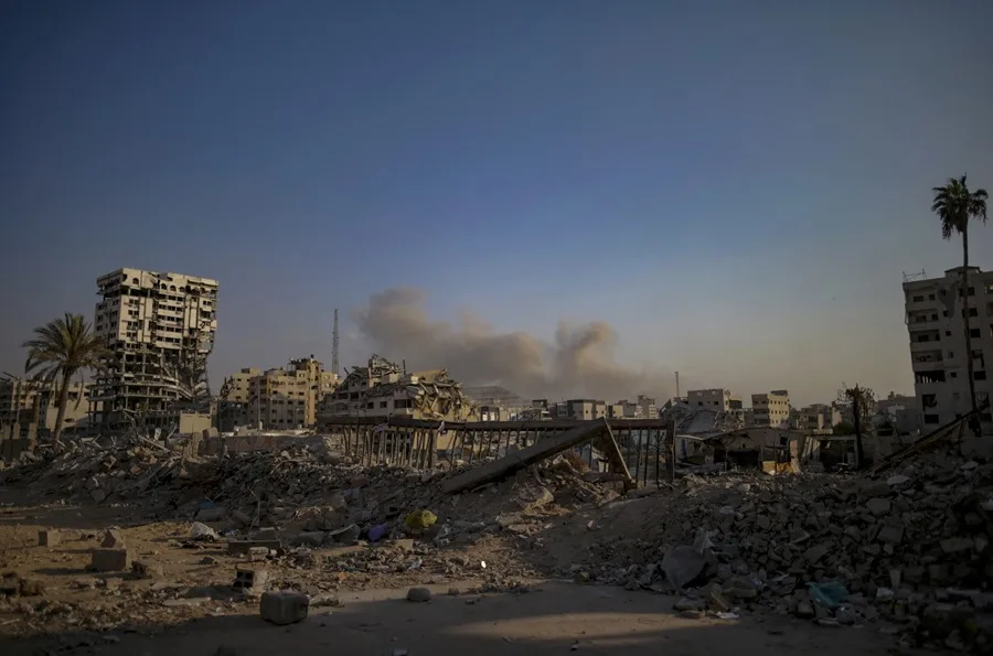 Trump quiere que Gaza y Cisjordania sean controladas por quienes viven allí, dice Vance