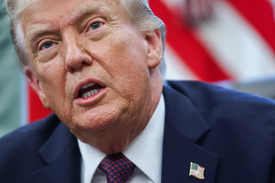 Estados Unidos atacó una segunda embarcación con tres presuntos narcotraficantes venezolanos, según Trump