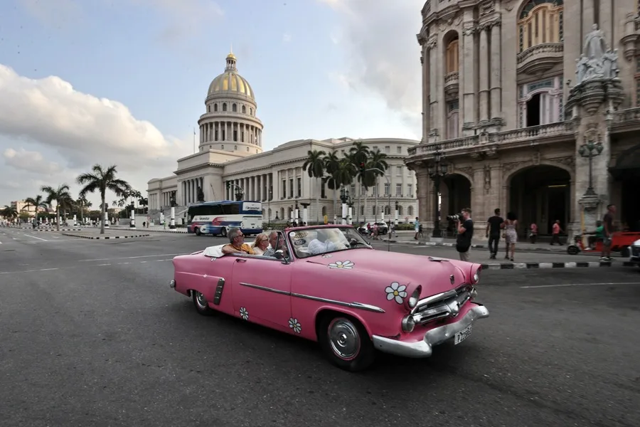 Cuba recibe hasta agosto el 21,64 % menos de turistas que en el mismo periodo de 2024