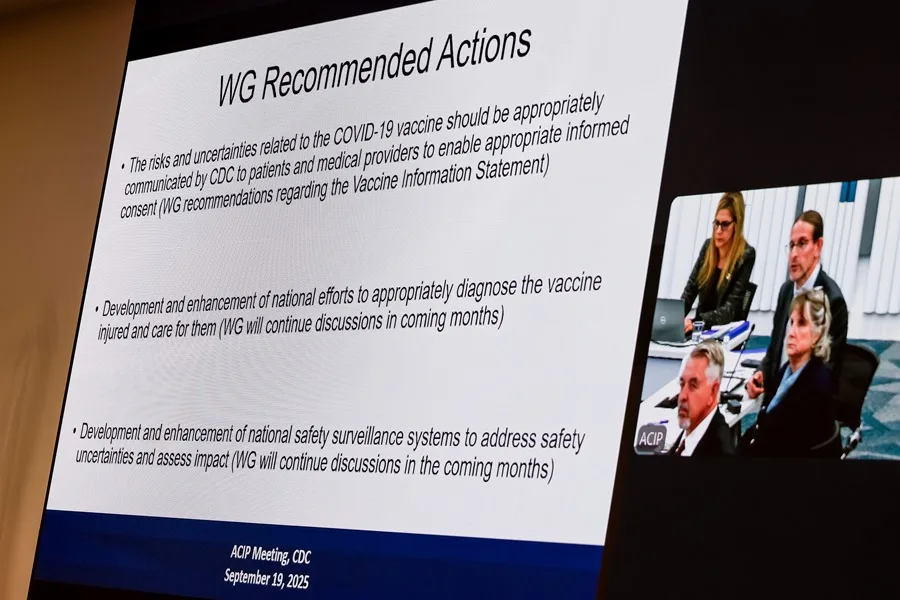 Comité asesor de salud acuerda restringir el acceso a las vacunas contra el coronavirus en EE.UU.