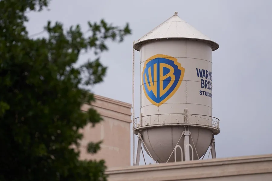 Paramount Skydance estudia comprar Warner Bros Discovery, según el WSJ