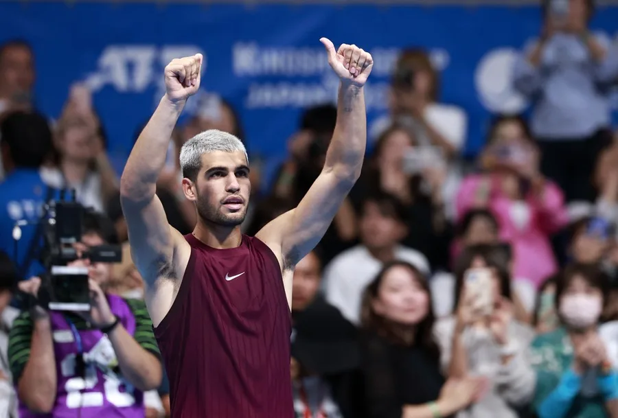 Carlos Alcaraz tenis Tokio
