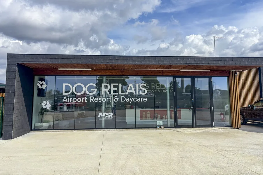 Aromaterapia para los animales, videollamadas con sus dueños o incluso teleasistencia: así es el Dog Relais (en la imagen), el nuevo hotel exclusivo para perros en el principal aeropuerto de Roma