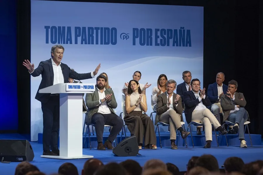 Feijóo PP inmigración visado puntos