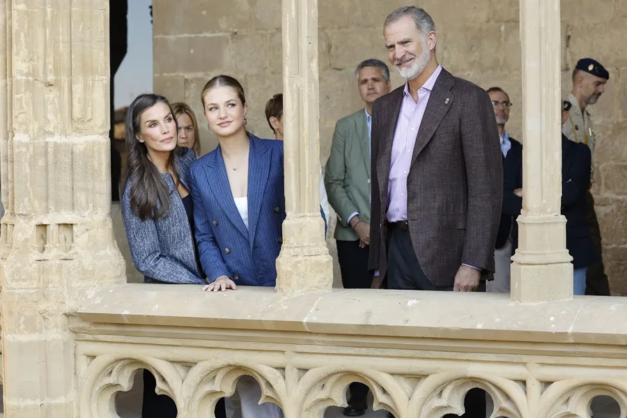 Leonor Olite Navarra reyes