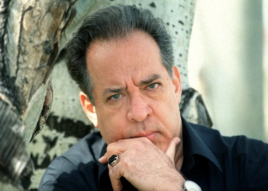 El poeta, escritor y periodista Roberto Cazorla