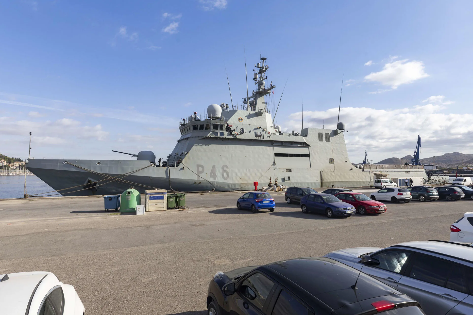 El BAM (buque de acción marítima) Furor amarrado en el puerto de Cartagena en Murcia, este jueves. EFE/ Marcial Guillen