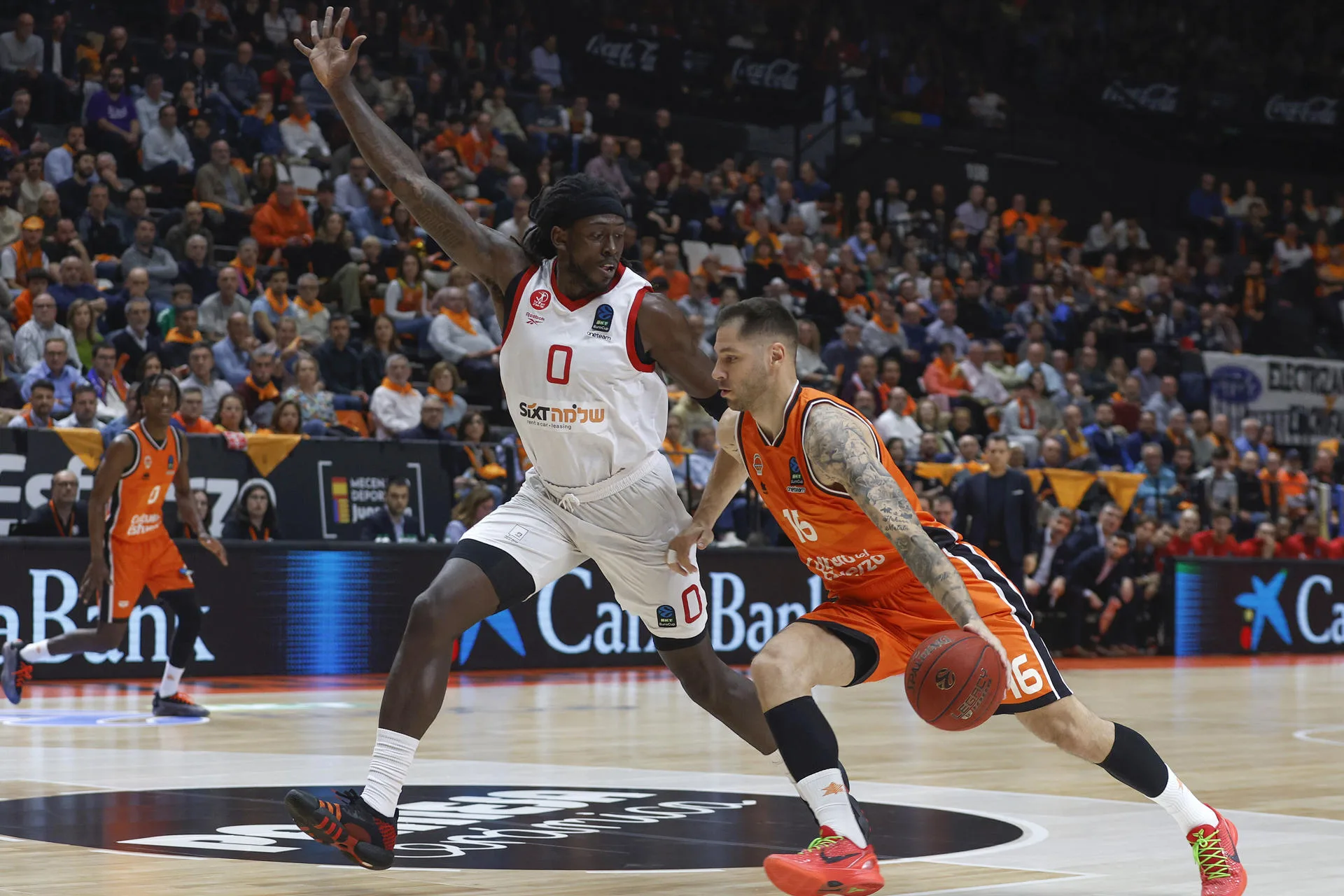 El Valencia se plantea no vender entradas para la visita el 15 de octubre del Hapoel Tel Aviv como ya hizo la pasada temporada EFE/ Miguel Ángel Polo
