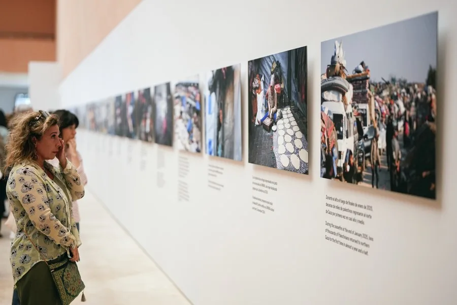Vista de la exposición 'Gaza a través de sus ojos", en el Museo Thyssen de Madrid.