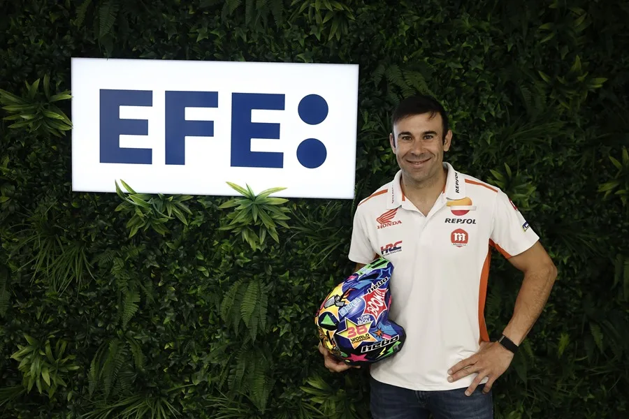 El español Toni Bou (Montesa Honda) durante la entrevista con EFE