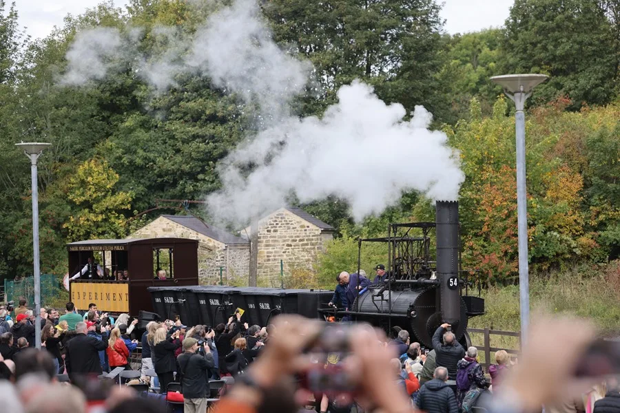 ferrocarril historia primer viaje Inglaterra