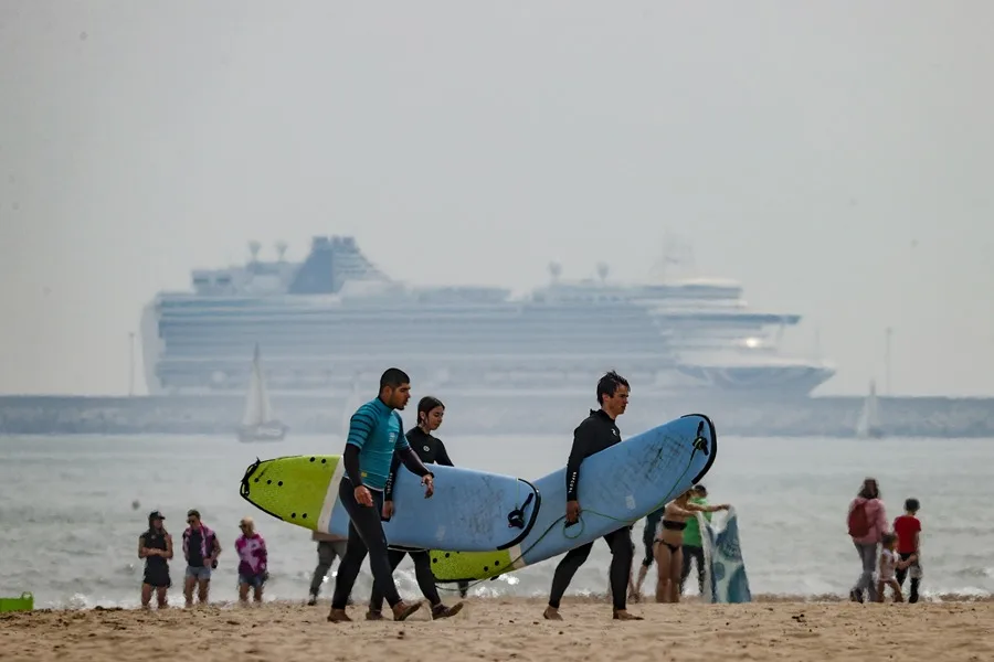 ESPAÑOLES VACACIONES