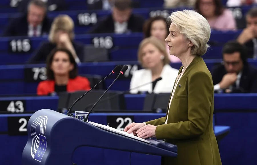 La presidenta de la Comisión Europea, Ursula von der Leyen, hoy Estrasburgo.
