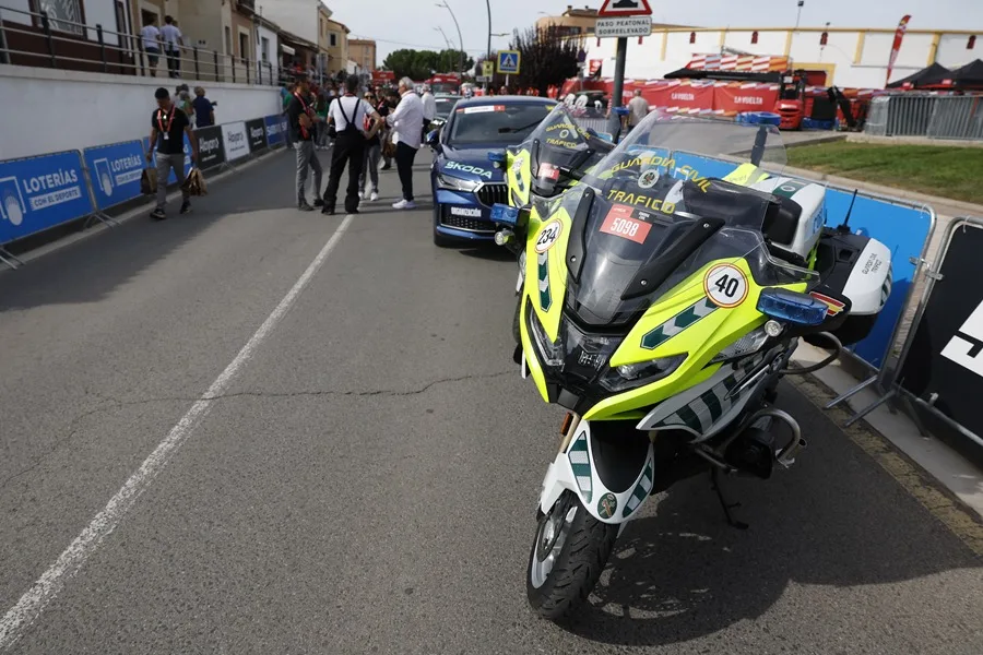 Algo más de 132 guardias civiles dan seguridad a la Vuelta Ciclista a España