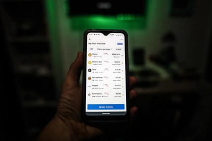 Las billeteras digitales no podrán vender dólares en Argentina